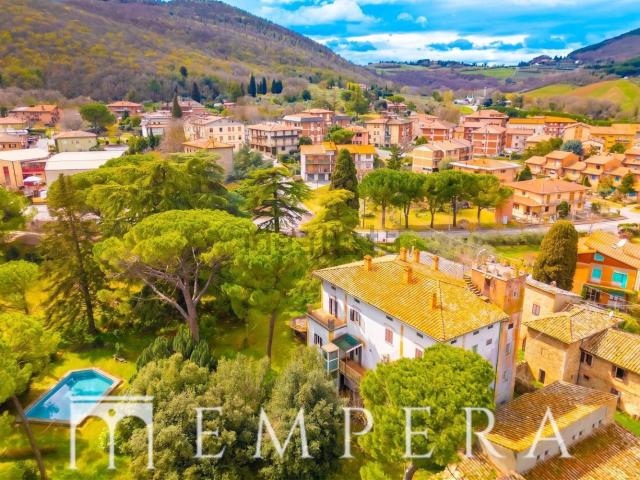Casa in vendita a Abbadia Di Montepulciano, Toscana