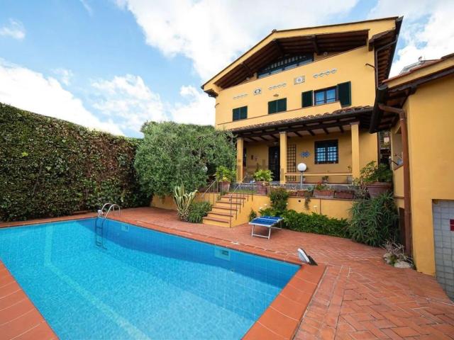 Casa in vendita a Massarosa, Toscana