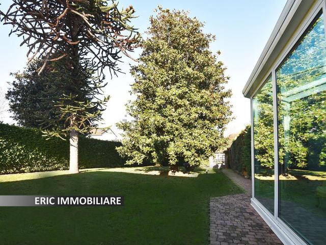Casa in vendita a Cesano Maderno, Cassina Savina