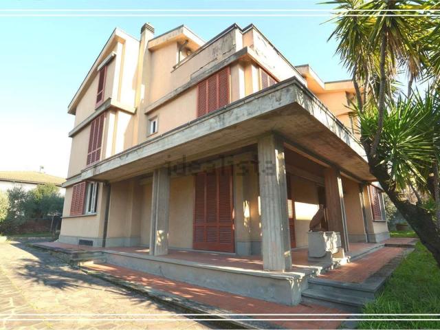 Casa in vendita a Monsummano Alto, Monsummano Terme