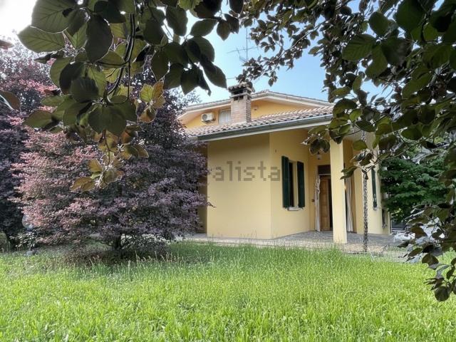 Casa in vendita a Bassa Reggiana, Re