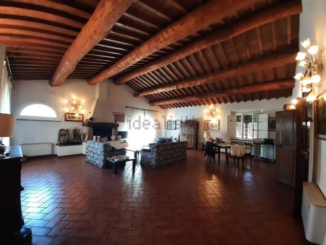 Casa in vendita a Cecina, Toscana