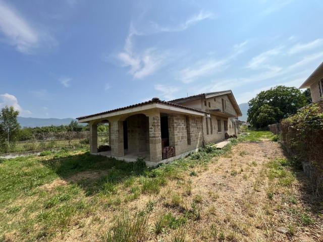 Casa in vendita a Airola, Campania