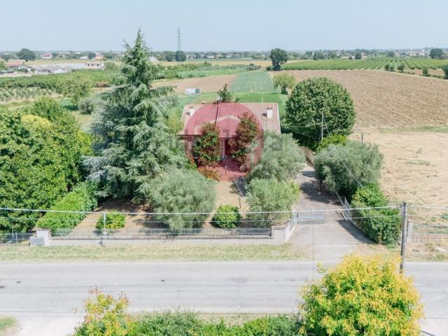Casa in vendita a Unione di comuni Valmarecchia, Santarcangelo Di