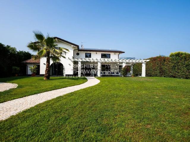 Casa in vendita a Tonfano, Toscana