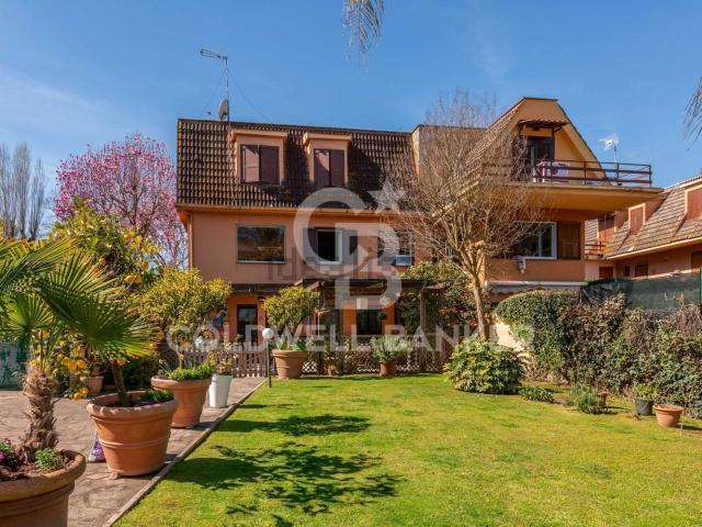 Casa in vendita a Castel de Ceveri, Roma Capitale