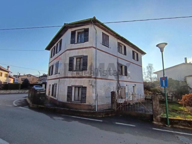Casa in vendita a Borgo Valbelluna, Mel