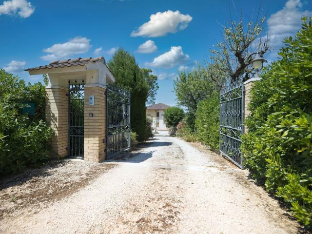 Casa in vendita a Marche, Fermo