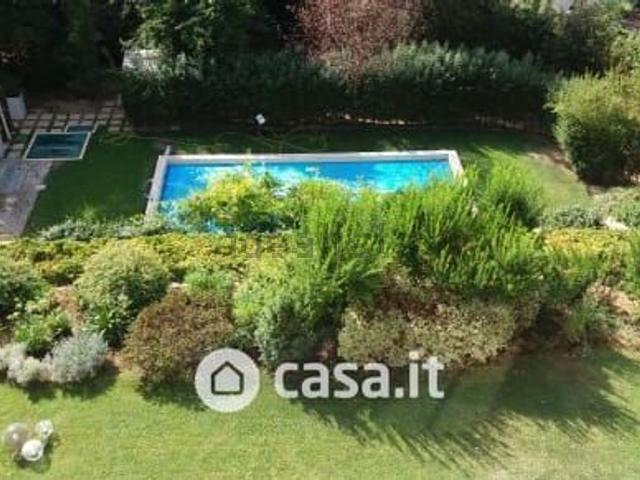 Casa in vendita a Scandriglia, Lazio