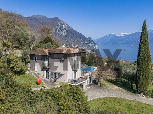 Casa in vendita a Comunità Montana Parco Alto Garda bresciano, Gargnano