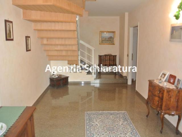 Casa in vendita a Vallefoglia, Marche