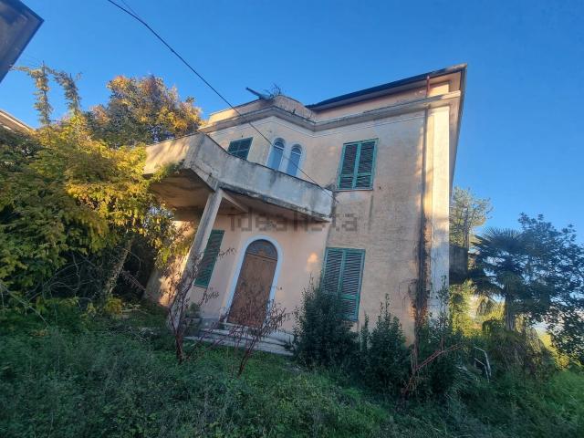 Casa in vendita a Casalvieri, Lazio