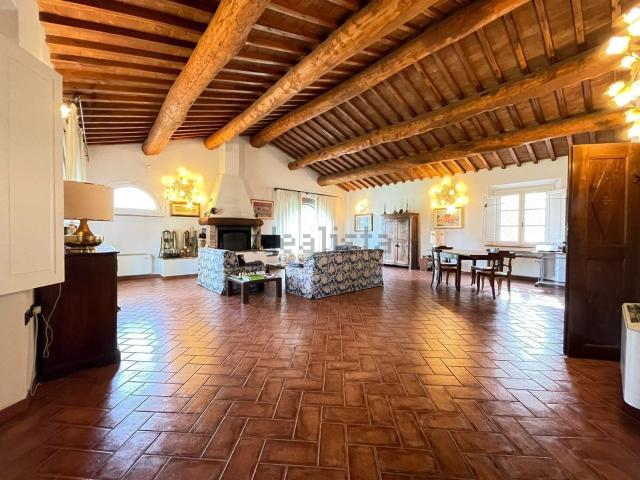 Casa in vendita a Cecina, Toscana
