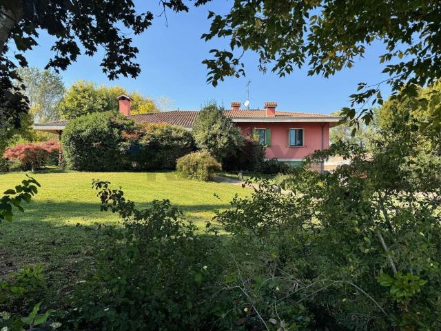 Casa in vendita a Ceresara, Lombardia