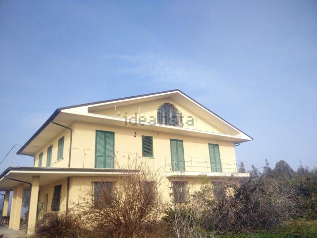 Casa in vendita a Unione dei Comuni della Val Vibrata, Tortoreto