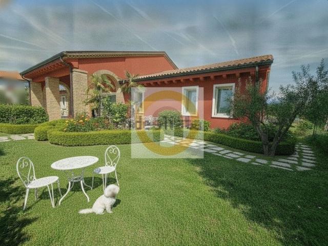 Casa in vendita a Pilastroni, Bassano Del Grappa