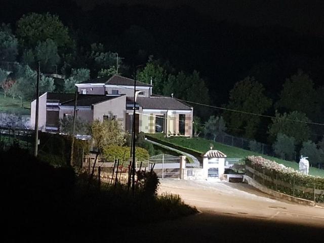 Casa in vendita a Torre Le Nocelle, Campania