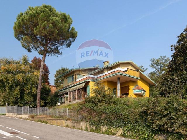 Casa in vendita a Quattro Strade, Montevecchia