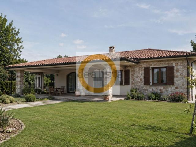 Casa in vendita a Pilastroni, Bassano Del Grappa