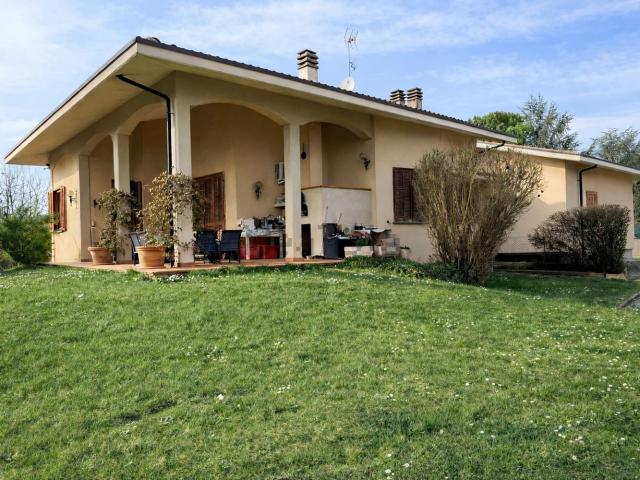 Casa in vendita a Piemonte, Alessandria