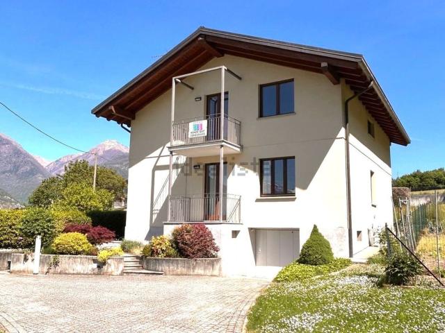 Casa in vendita a Albosaggia, Lombardia
