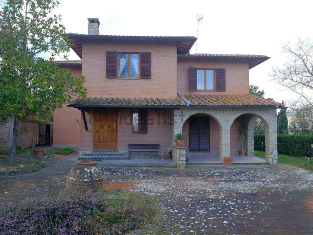 Casa in vendita a Abbadia Di Montepulciano, Toscana