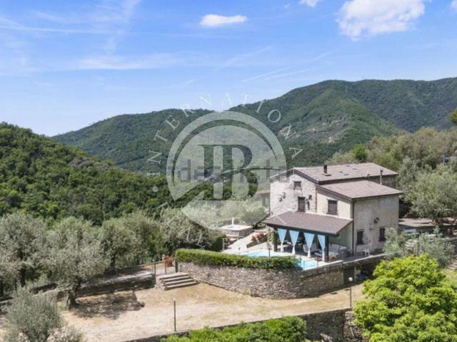 Casa in vendita a Mulinetti, Recco