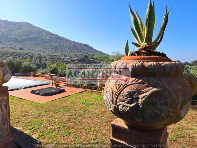 Casa in vendita a Rocca Massima, Latina