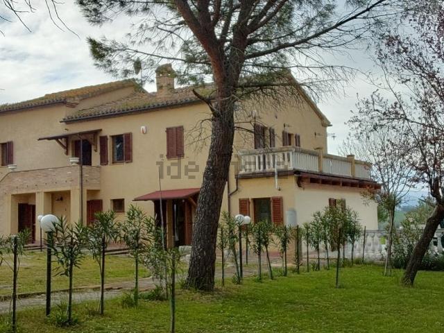 Casa in vendita a Marche, Macerata