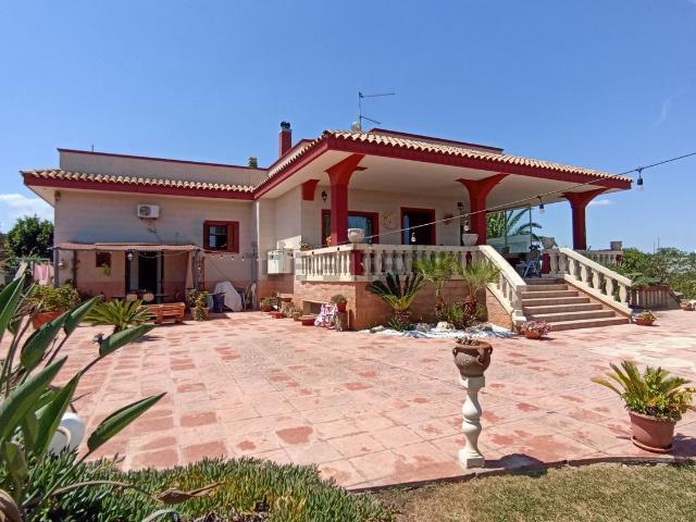 Casa in vendita a Puglia, Brindisi