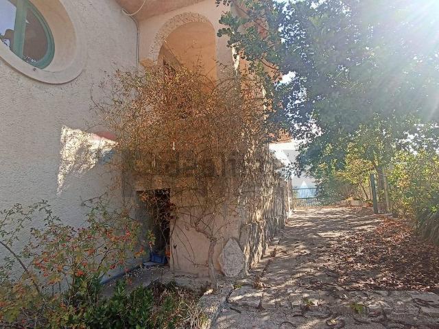 Casa in vendita a Chiaramonte Gulfi, Sicilia