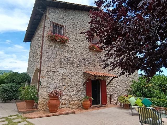 Casa in vendita a Itri, Lazio