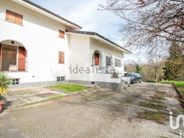 Casa in vendita a Castiglione Torinese, Piemonte