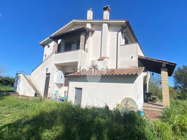 Casa in vendita a Montefiascone, Lazio