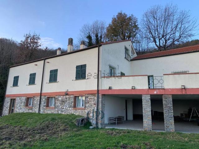 Casa in vendita a Quiliano, Liguria