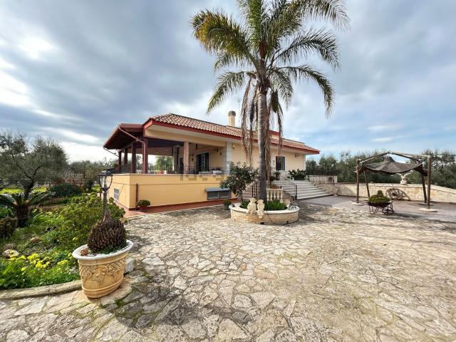 Casa in vendita a Puglia, Bari