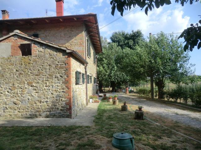 Casa in vendita a Civitella in Val di Chiana, Viciomaggio