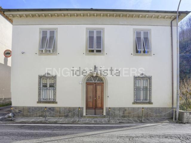 Casa in vendita a Unione dei comuni Media Valle del Serchio, Borgo A Mozzano