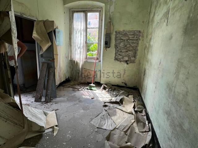 Casa in vendita a Sant'olcese, Liguria