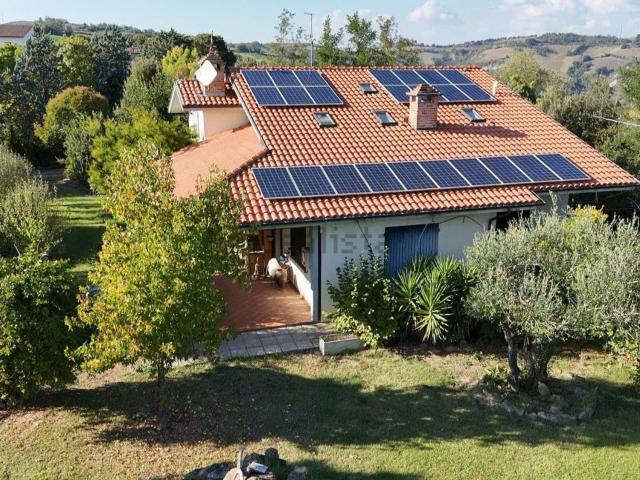 Casa in vendita a Unione dei comuni Valle del Savio, Cesenà