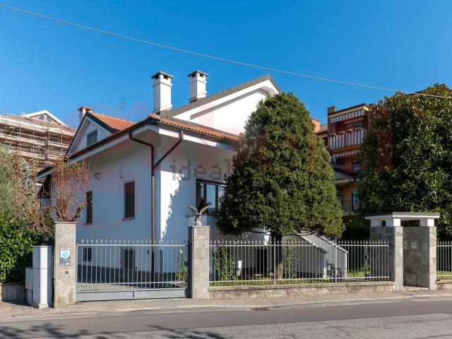 Casa in vendita a Bertolla, Piemonte