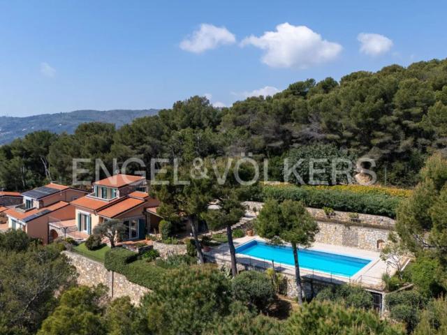 Casa in vendita a Andora, Liguria