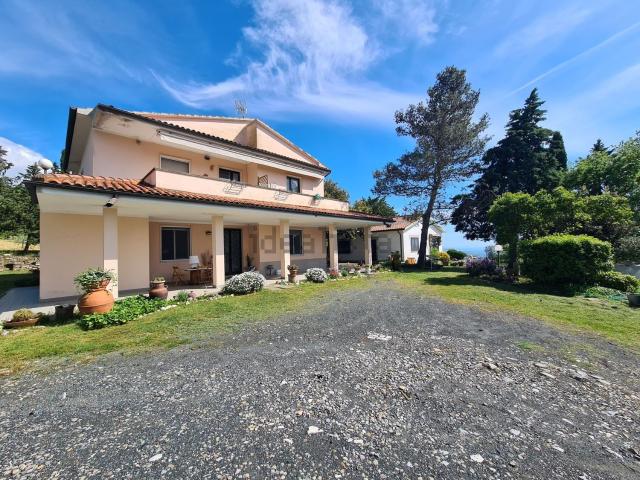 Casa in vendita a Castellina Marittima, Toscana