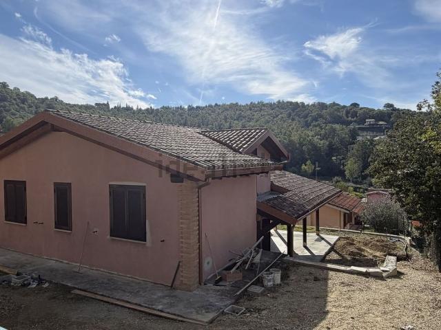 Casa in vendita a Soccorso, Magione