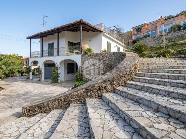 Casa in vendita a Toiano, Pozzuoli