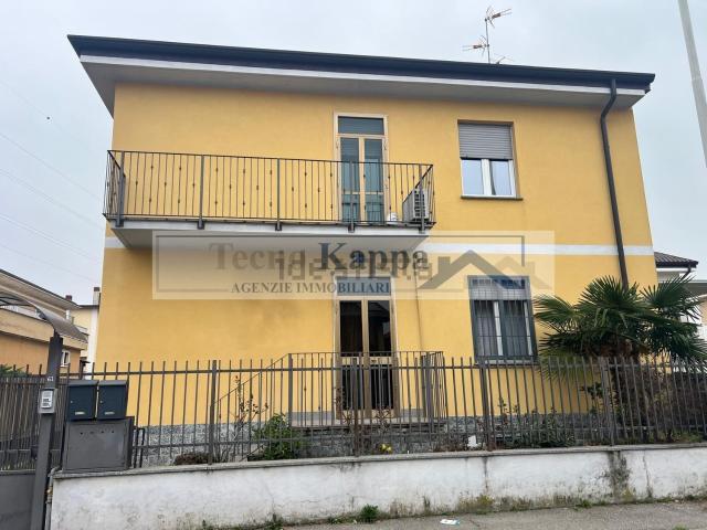 Casa in vendita a Cernusco Sul Naviglio, Lombardia