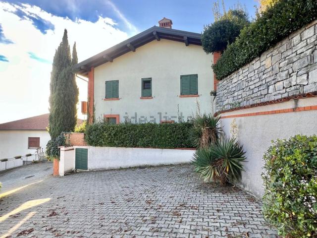 Casa in vendita a Como