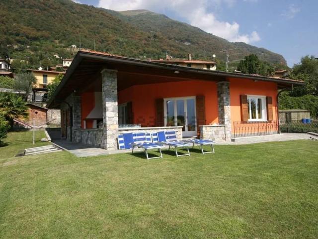 Casa in vendita a Tremezzina, Lombardia