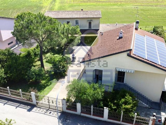Casa in vendita a Valle Salimbene, Lombardia