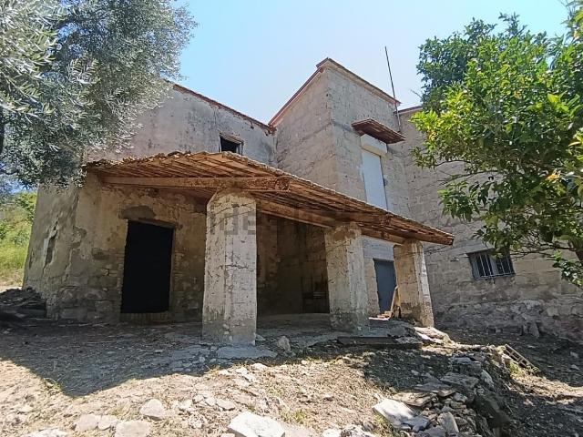 Casa in vendita a Fontana Perrelli, Minturno